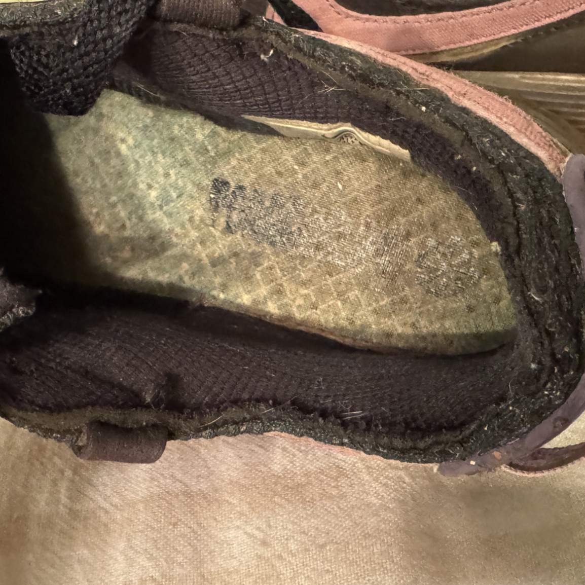 My well worn nike airmax !